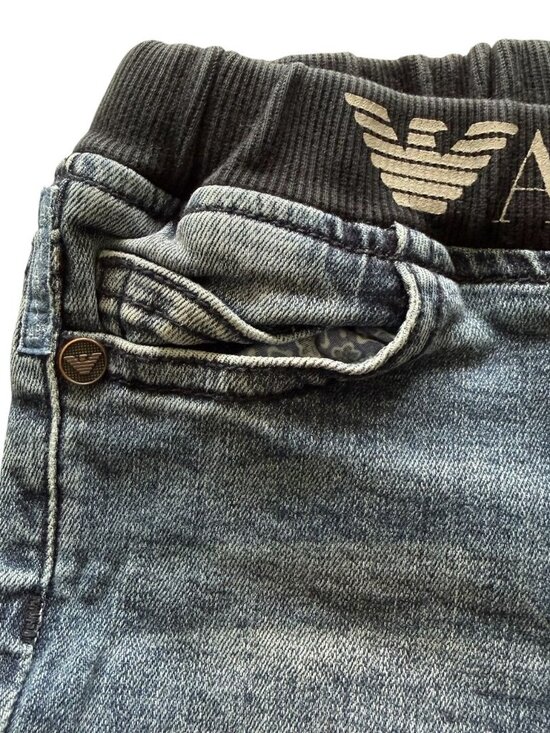 Armani Unisex Jeans 12 Months Distressed Pull-Up Jeans With Logo Waistband - Picture 4 of 11